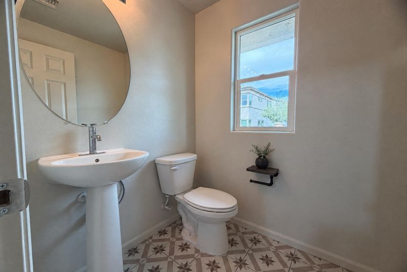 Photo 7 of 18 of 1823 W 22nd Ave, Apache Junction, AZ