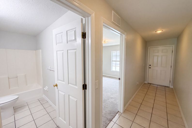 Photo 23 of 27 of 37209 Grassy Hill Ln, Dade City, FL