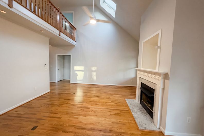Photo 7 of 18 of 729 E Ivy Valley Dr, Fuquay Varina, NC