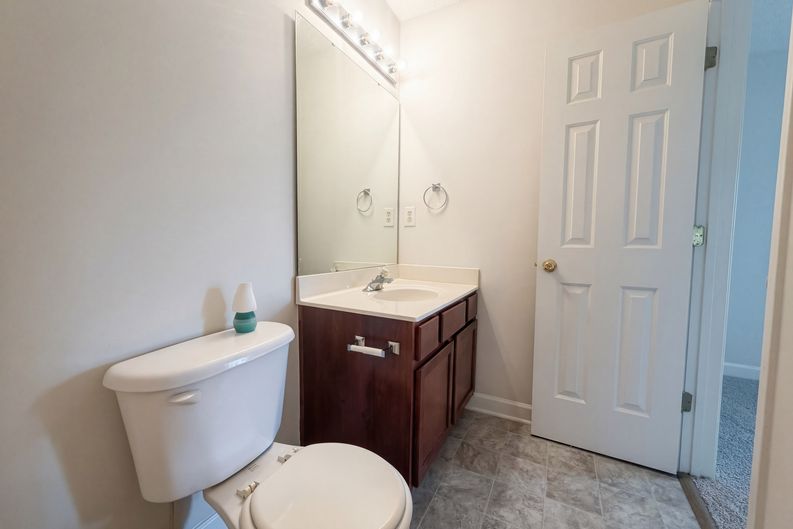 Photo 10 of 19 of 6620 Iron Brigade Ln, Charlotte, NC