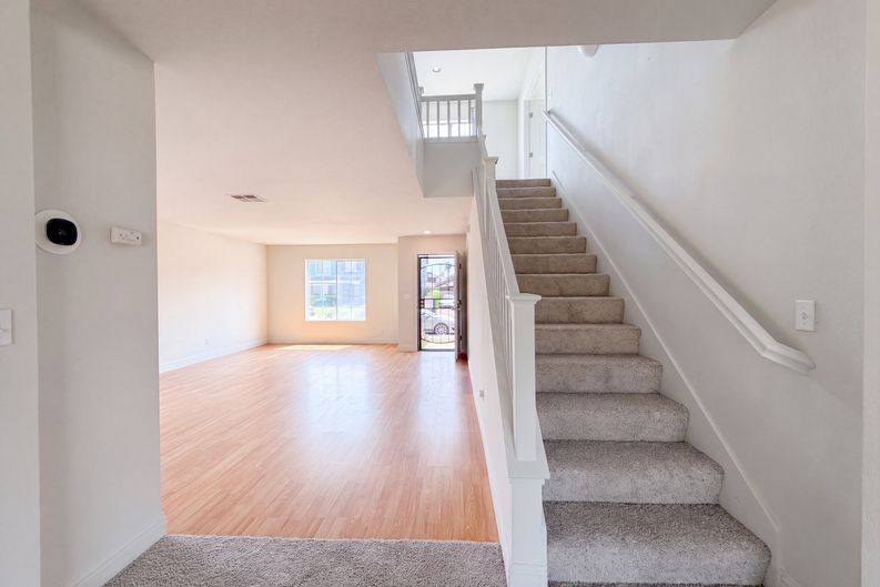 Photo 13 of 31 of 2155 Watercourse St, Stockton, CA
