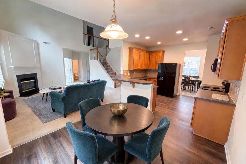 Photo 7 of 17 of 17240 Westmill Ln, Charlotte, NC