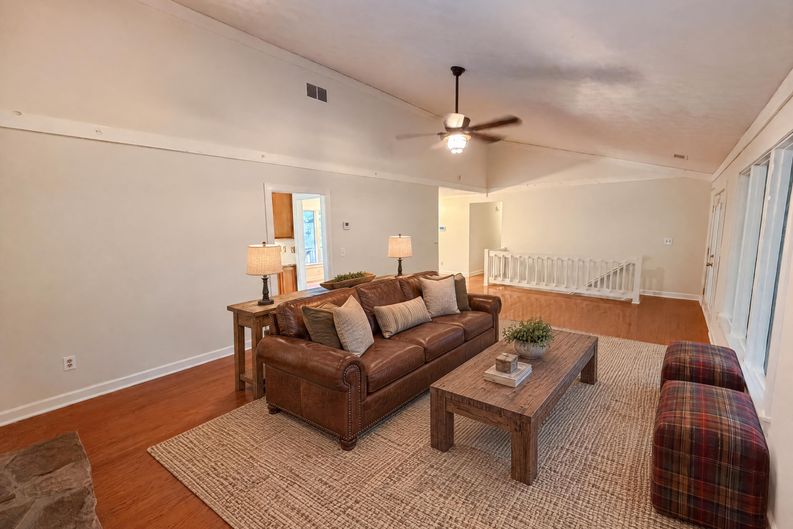 Photo 14 of 53 of 4958 Scotts Creek Trl, Peachtree Corners, GA