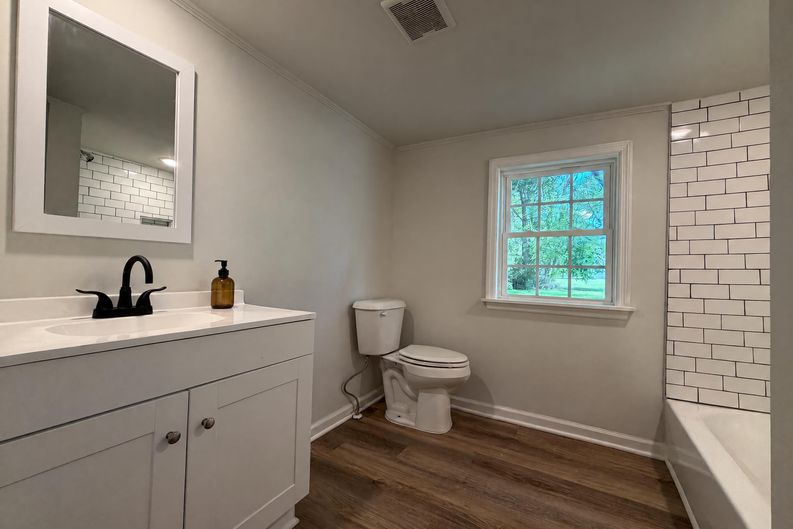 Photo 10 of 18 of 2202 Erwin Rd, Dunn, NC