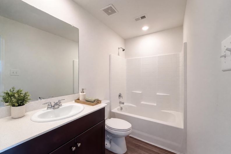 Photo 9 of 13 of 5308 Finbrooke Dr, Princeton, TX