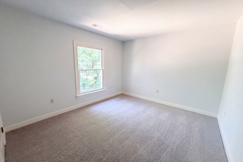 Photo 15 of 29 of 5806 Fox Briar Way, Midlothian, VA
