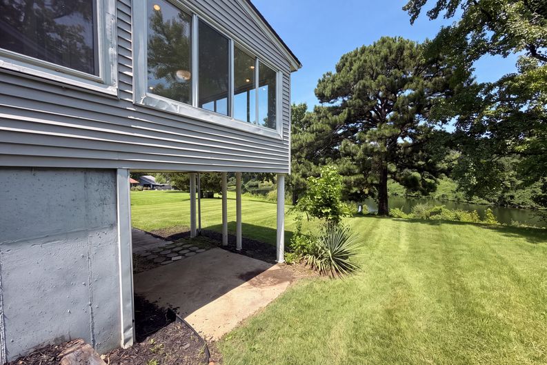 Photo 16 of 20 of 5277 Suntrail Dr, Black Jack, MO