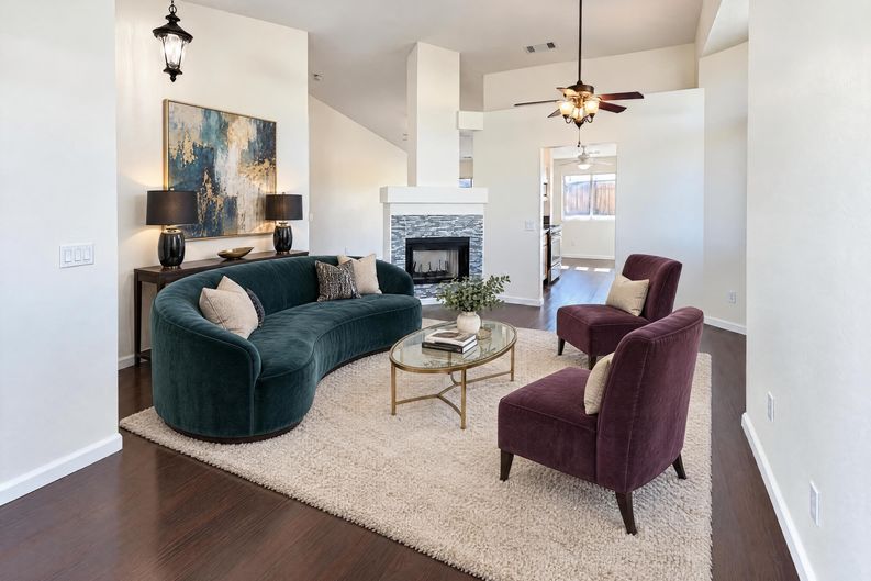 Photo 7 of 19 of 13759 Clear Valley Rd, Victorville, CA