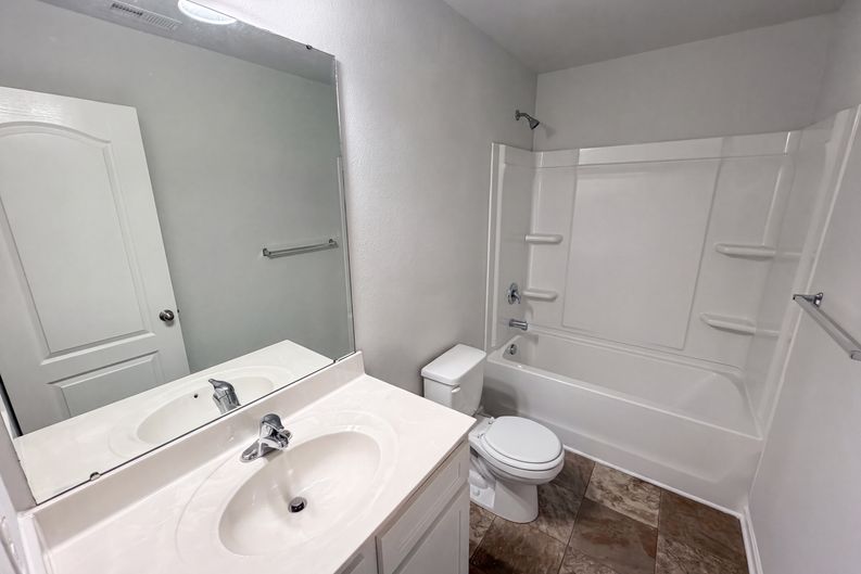 Photo 16 of 21 of 8222 Gabon Ct, Charlotte, NC