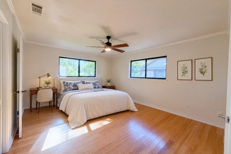 Photo 11 of 19 of 607 Turtle Creek Dr, Greenville, TX