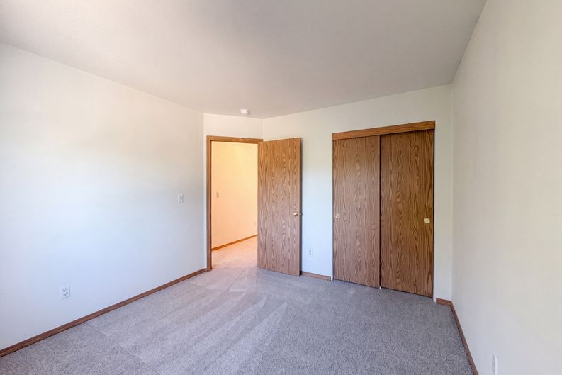 Photo 12 of 21 of 773 NW Forest Creek Dr, Hillsboro, OR