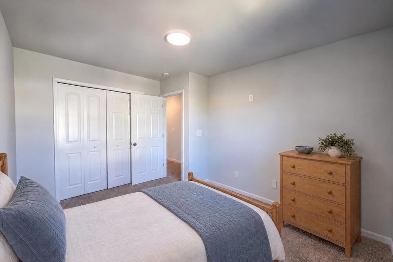 Photo 12 of 22 of 13927 Singleleaf Ln, Charlotte, NC