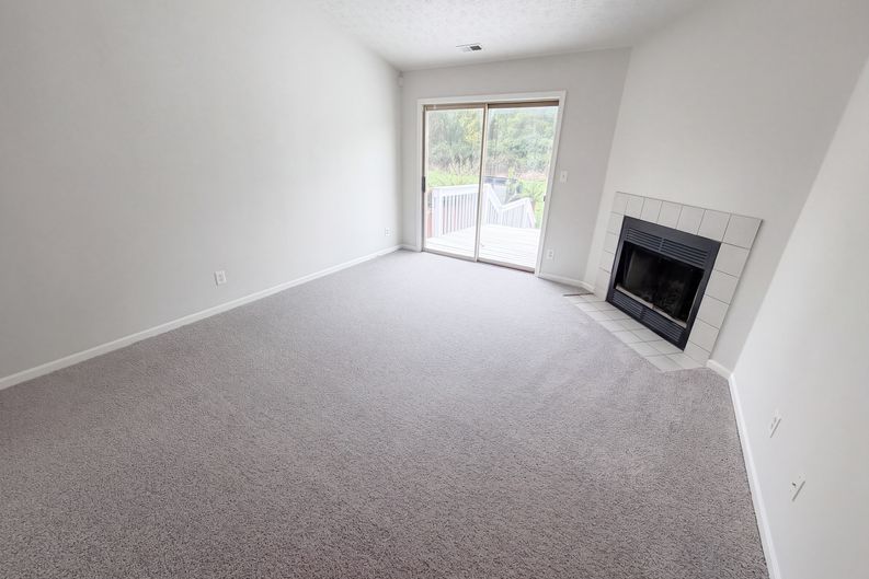 Photo 17 of 61 of 5654 Crown Vetch Pl, Indianapolis, IN