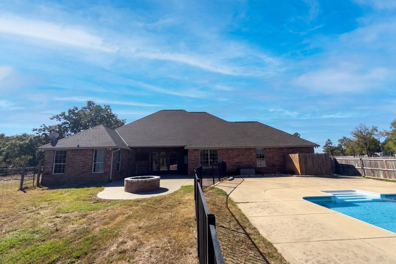 Photo 5 of 42 of 4120 S Choctaw Rd, Choctaw, OK