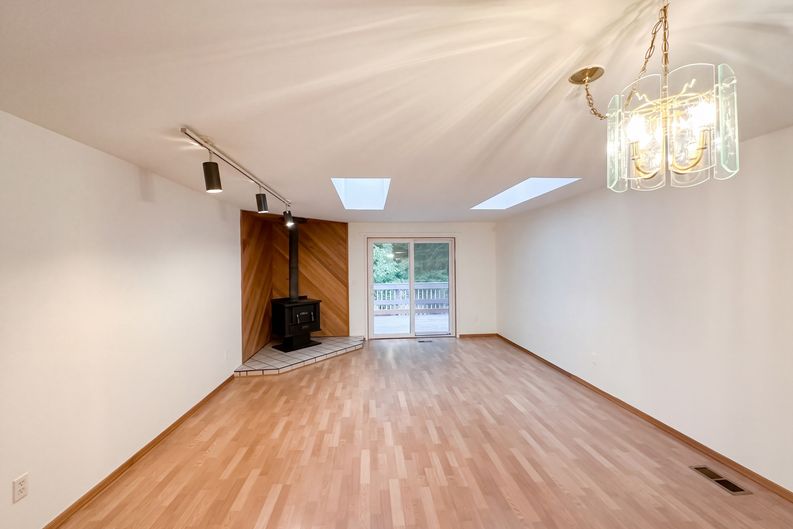Photo 9 of 23 of 7104 36th Street Ct NW, Gig Harbor, WA