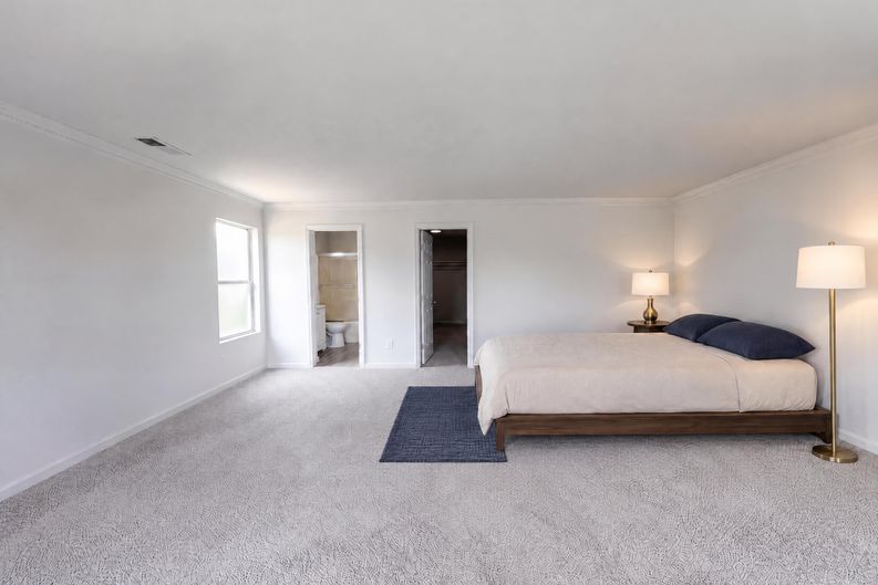 Photo 21 of 31 of 2155 Watercourse St, Stockton, CA