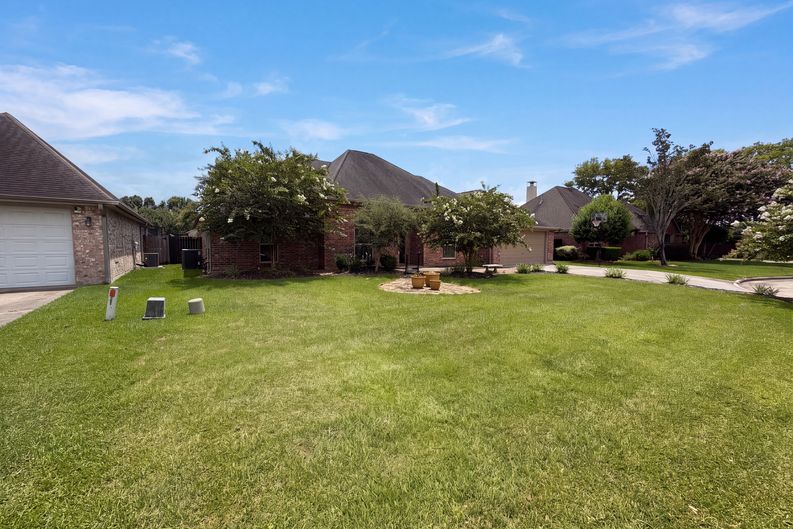 Photo 22 of 24 of 7945 Laurelwood St, Beaumont, TX