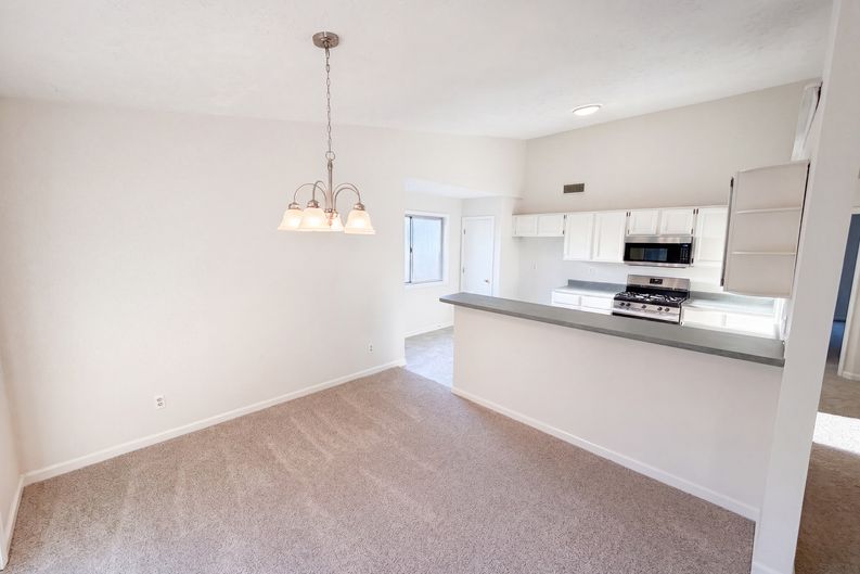 Photo 8 of 30 of 2119 Crystal Lake Dr, Lawrenceville, GA