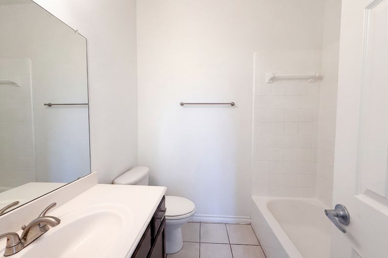 Photo 9 of 20 of 1232 Spanish Moss Dr, Savannah, TX