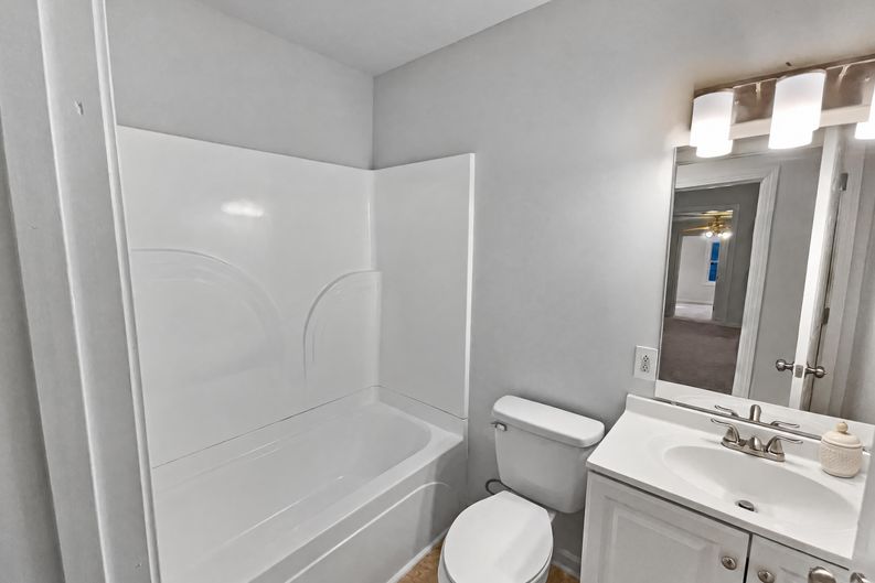 Photo 6 of 28 of 4028 Catalpa Ave, Knoxville, TN