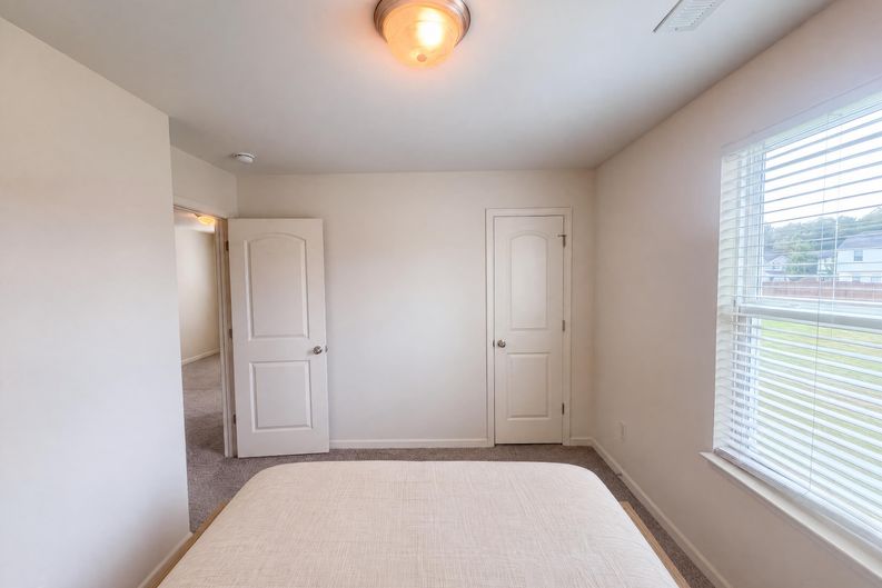 Photo 12 of 22 of 741 Cairn Cir, Burlington, NC