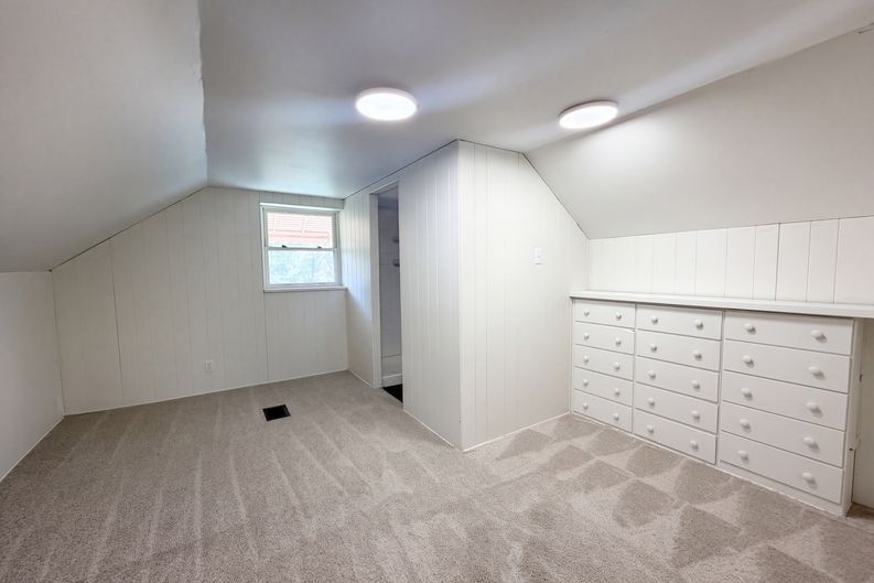 Photo 15 of 24 of 8266 Lyness Dr, Cincinnati, OH