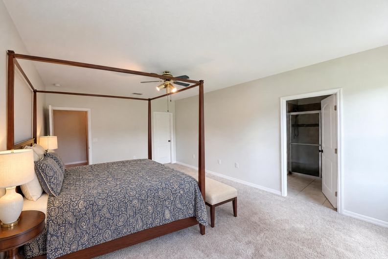 Photo 4 of 22 of 4876 Grassy Knoll Dr, Tavares, FL