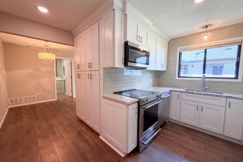 Photo 7 of 18 of 13397 Hughes Ct, Apple Valley, MN