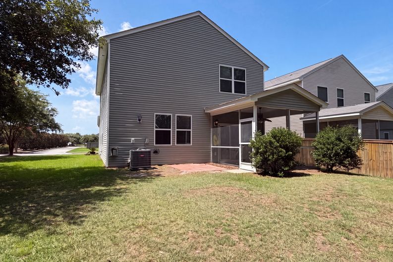 Photo 21 of 28 of 252 Cameron St, Summerville, SC