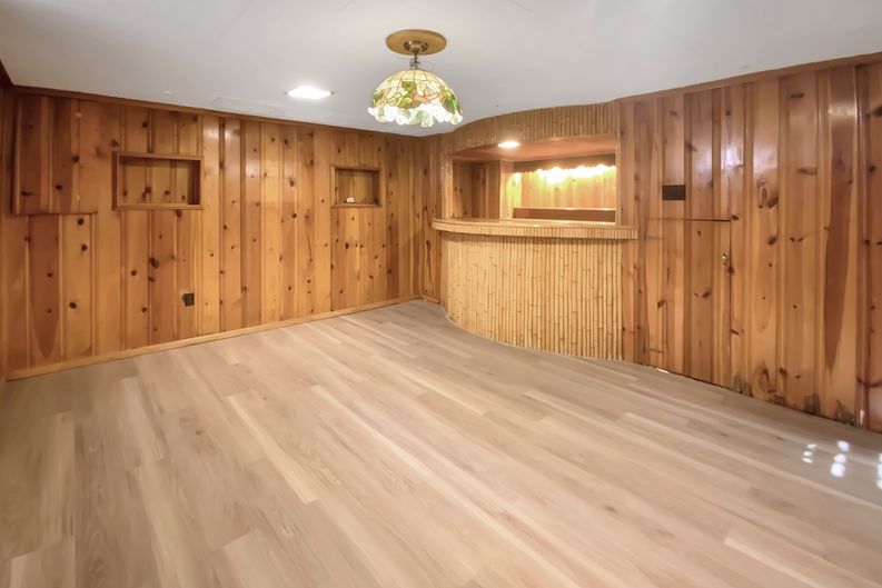 Photo 13 of 19 of 826 Catskill Dr, Saint Louis, MO