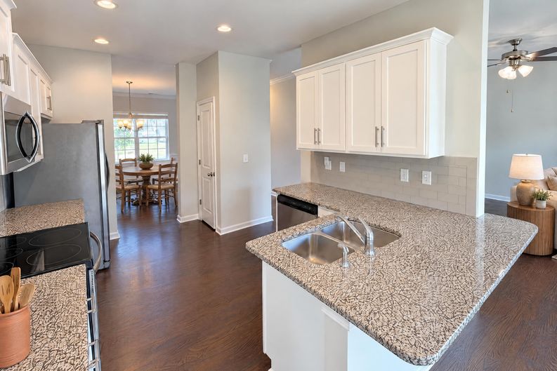 Photo 6 of 27 of 7023 Branch Fork Rd, Charlotte, NC