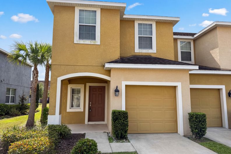 Photo 6 of 29 of 7070 Woodchase Glen Dr, Riverview, FL