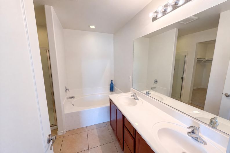 Photo 12 of 30 of 6295 S Crane Dr, Tucson, AZ