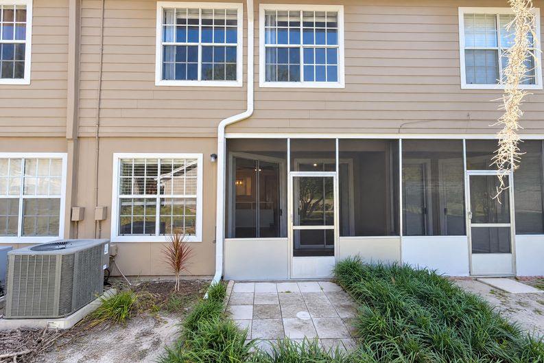 Photo 5 of 19 of 638 Maple Oak Cir, Altamonte Springs, FL