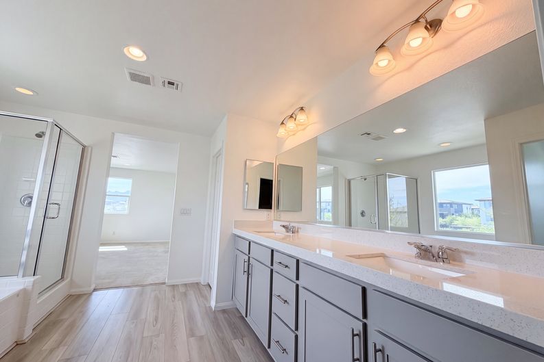 Photo 12 of 46 of 1561 Redolence Ave, North Las Vegas, NV