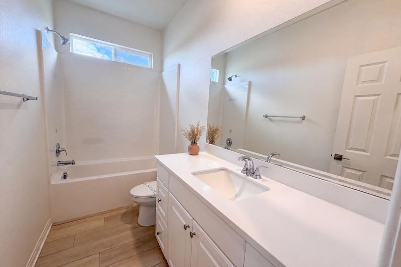 Photo 10 of 24 of 27744 Bay Ave, Moreno Valley, CA