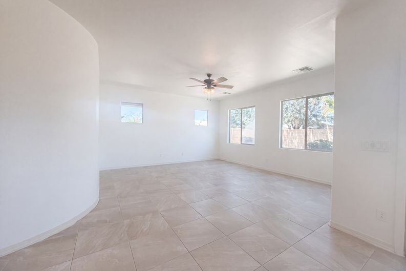 Photo 9 of 17 of 28321 N Cactus Flower Cir, San Tan Valley, AZ