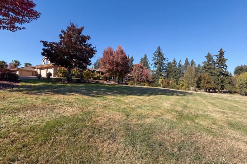 Photo 49 of 56 of 17695 S Fieldstone Ct, Oregon City, OR