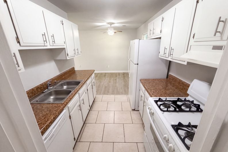 Photo 6 of 18 of 800 Bedrock Ln, Richmond, VA