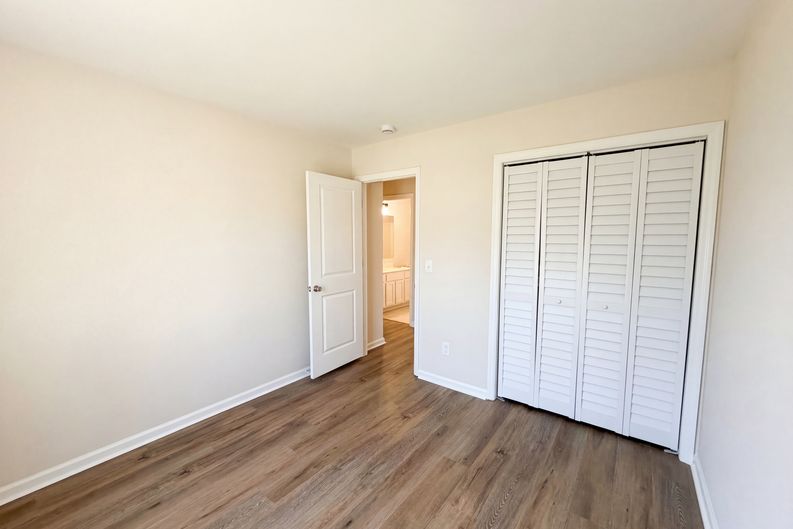 Photo 12 of 17 of 9794 Stockport Cir, Summerville, SC
