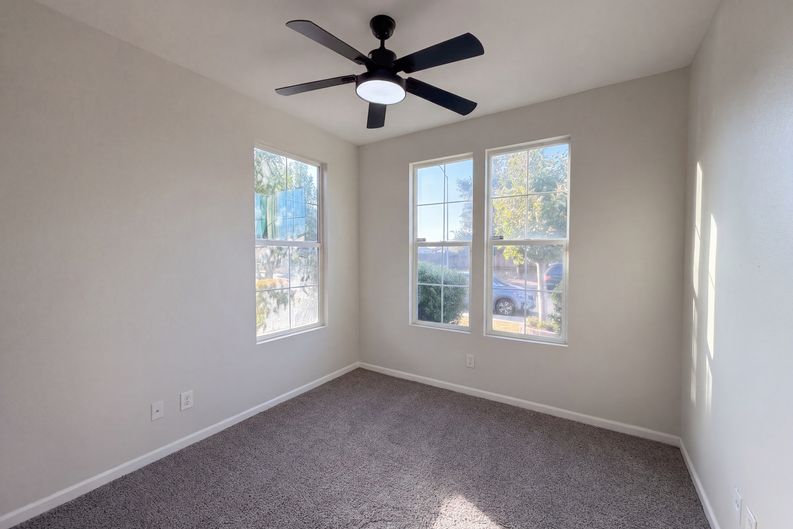 Photo 17 of 49 of 2138 Shady Forest Way, Stockton, CA