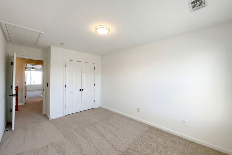 Photo 16 of 21 of 433 Heath Pl, Smyrna, TN