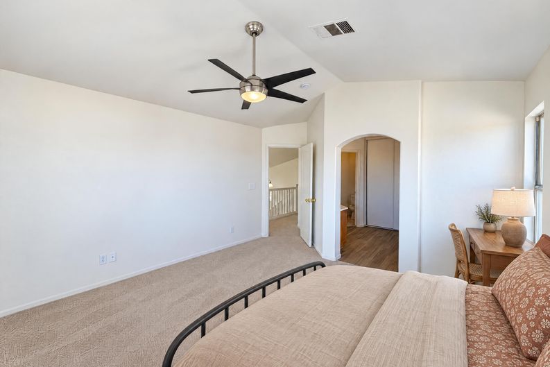 Photo 8 of 19 of 608 Saddle Rider Ct, Henderson, NV