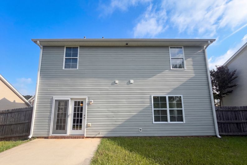 Photo 5 of 24 of 2722 Quail Oaks Dr, Greensboro, NC