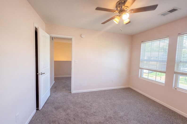 Photo 10 of 21 of 2516 Boxford Ln, Cordova, TN
