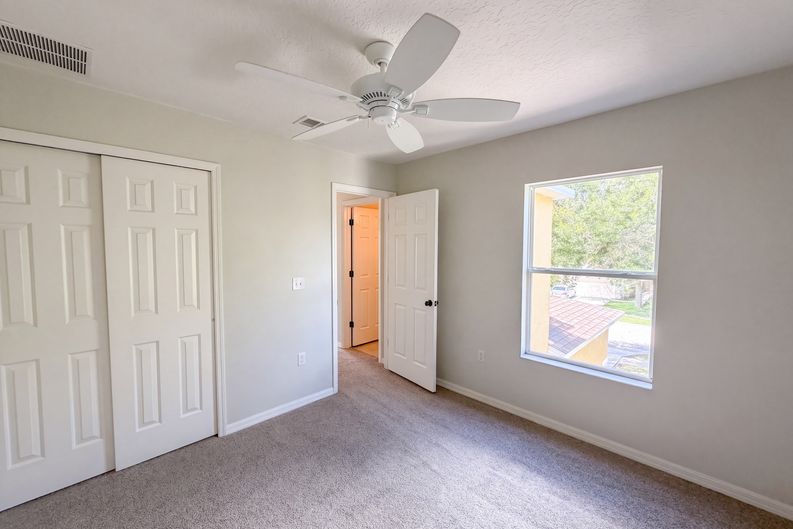 Photo 15 of 40 of 17534 Balmaha Dr, Land O Lakes, FL