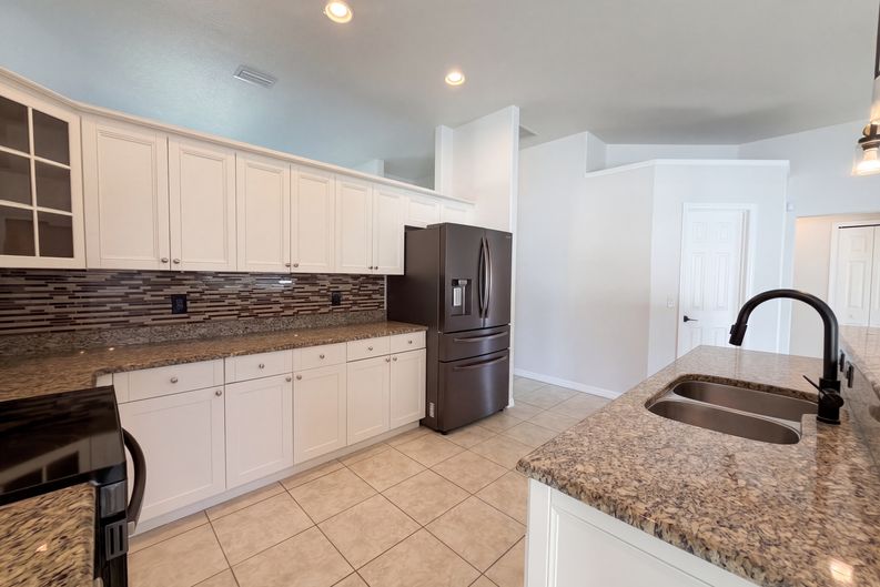 Photo 8 of 46 of 5491 S Cranberry Blvd, North Port, FL
