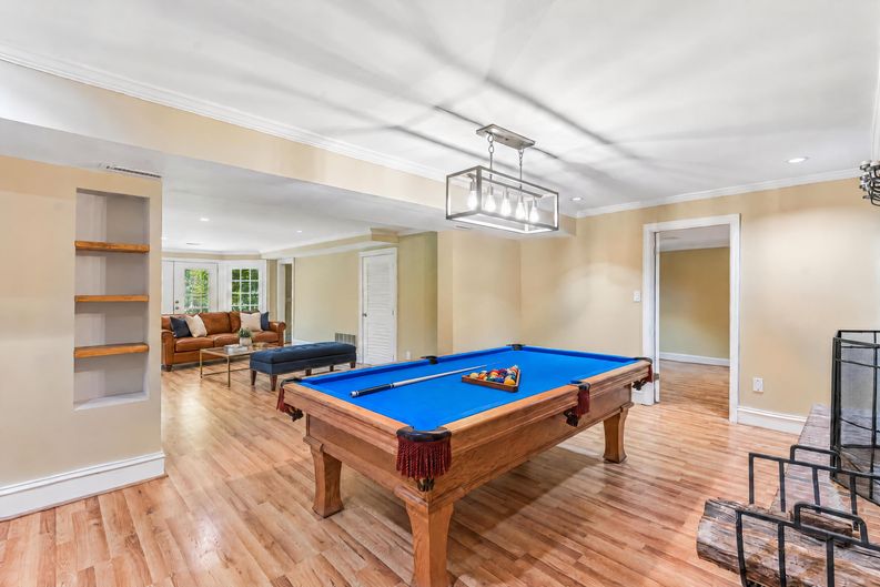 Photo 55 of 87 of 3135 Spalding Dr, Sandy Springs, GA