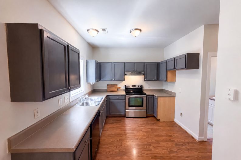 Photo 14 of 17 of 128 Saint Johns St, Knightdale, NC