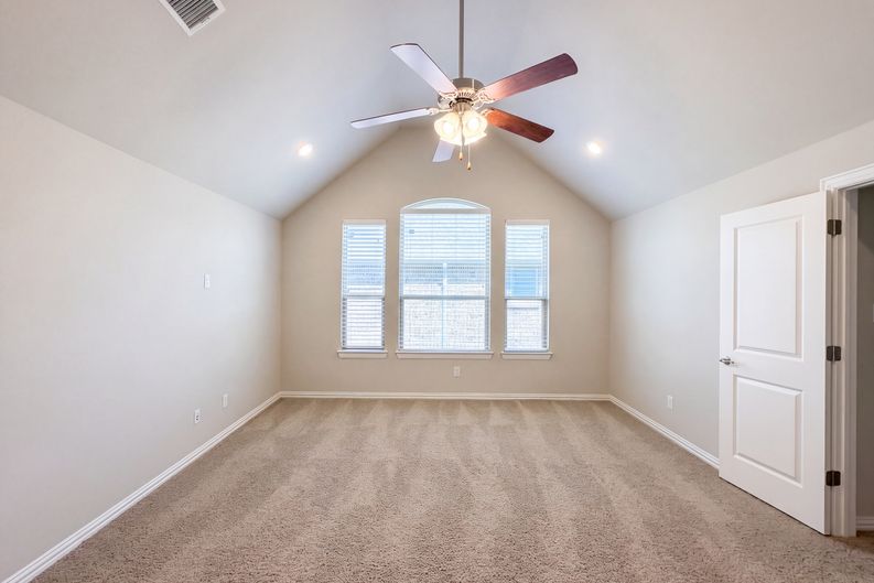 Photo 12 of 23 of 965 Touchstone Rd, Frisco, TX